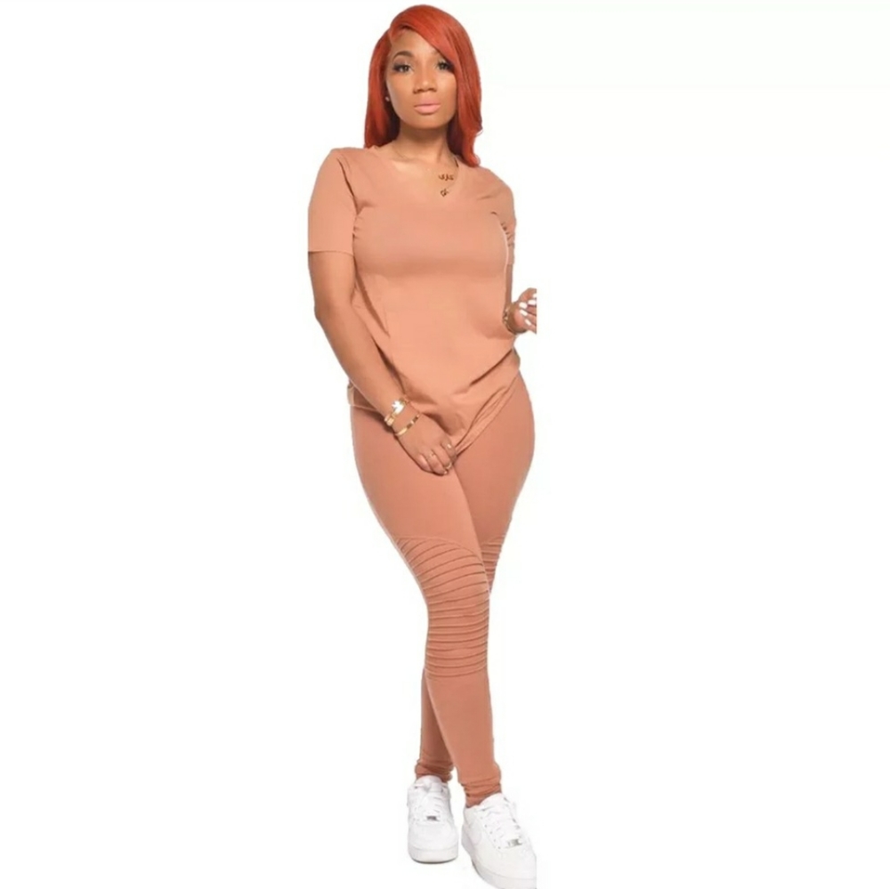 Top and pants two piece set